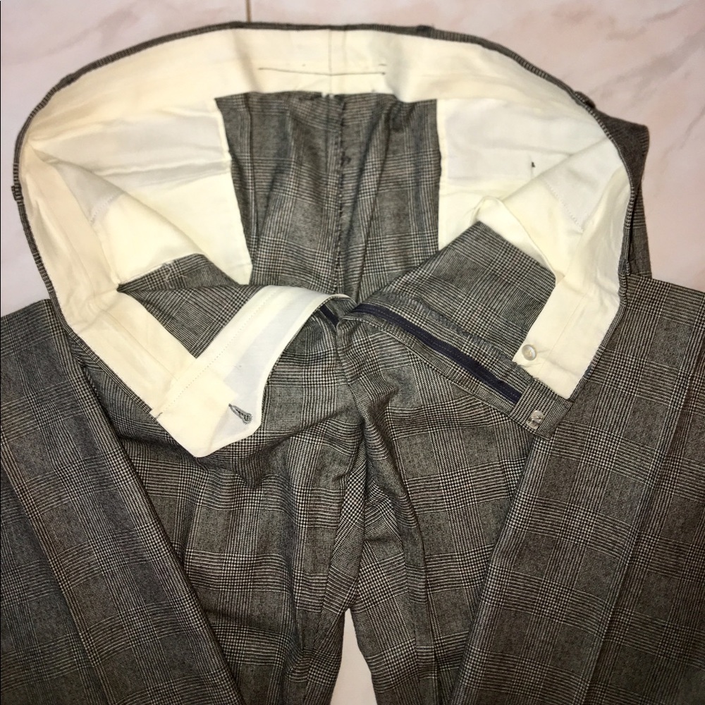 Men’s Plaid 2-pc Dress Suit by MW - Picture 6 of 6